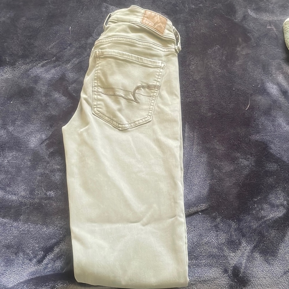 American eagle army green skinny jeans